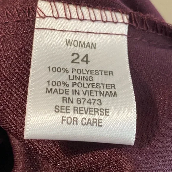 Roz & Ali lace dress - Picture 4 of 4